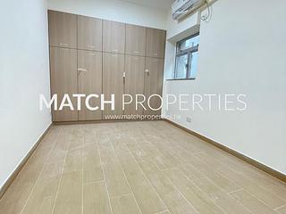 Sai Ying Pun - The Standard Chartered Bank Building 05
