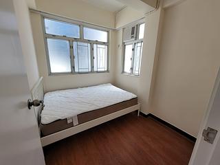Wan Chai - Fu Yuen Building 06