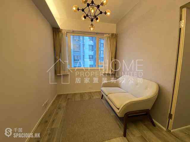 Sai Ying Pun - Koon Wah Building 02