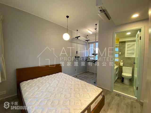 Sai Ying Pun - Koon Wah Building 05