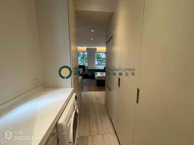 Wan Chai - Sun Hing Mansion 03
