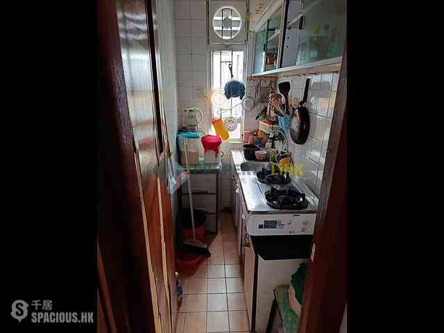 Sheung Wan - Carbo Mansion 03