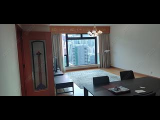 Leighton Hill - The Leighton Hill Block 3 02