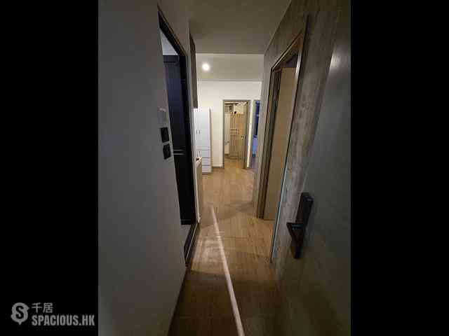 Sai Ying Pun - 33-33A, Pok Fu Lam Road 02