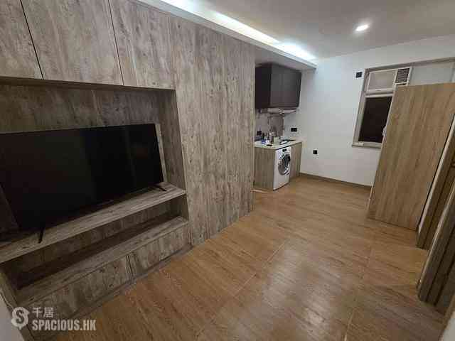 Sai Ying Pun - 33-33A, Pok Fu Lam Road 04