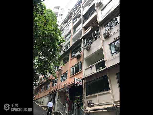 Mid Levels West - Hing Wah Mansion Block B 04