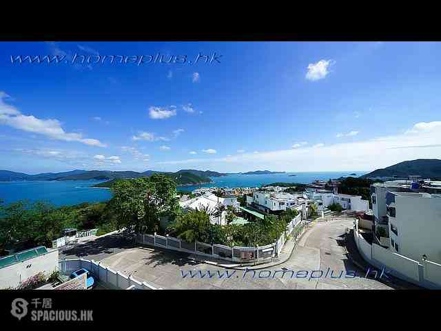Clear Water Bay - Little Palm Villa 01