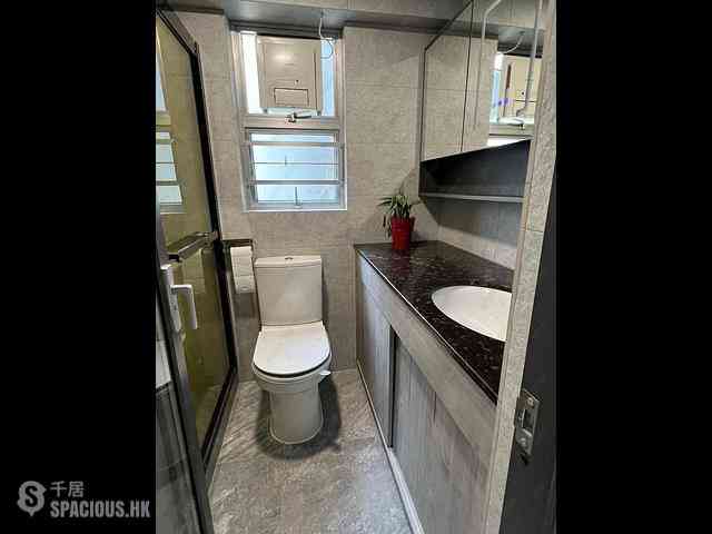Ap Lei Chau - South Horizons Phase 4 The Oasis Fenton Court (Block 27) 04