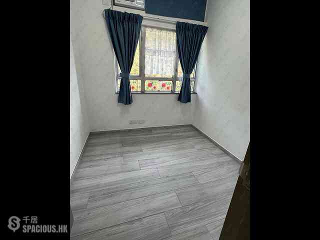 Ap Lei Chau - South Horizons Phase 4 The Oasis Fenton Court (Block 27) 05