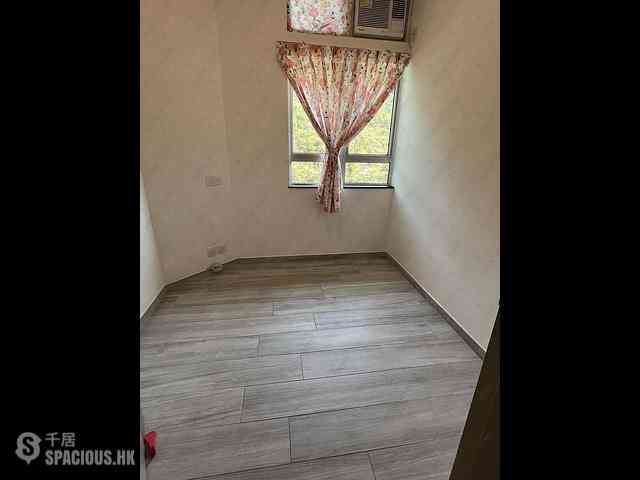 Ap Lei Chau - South Horizons Phase 4 The Oasis Fenton Court (Block 27) 06