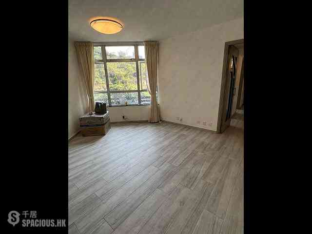 Ap Lei Chau - South Horizons Phase 4 The Oasis Fenton Court (Block 27) 09