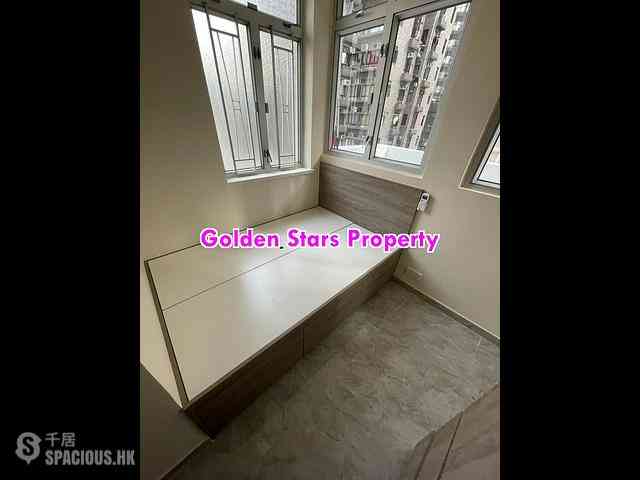 Sai Ying Pun - 117, First Street 01