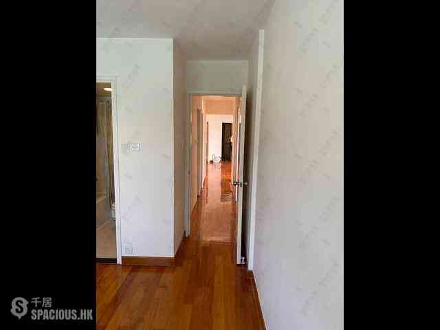 Ap Lei Chau - South Horizons Phase 2 Yee Lai Court (Block 10) 08