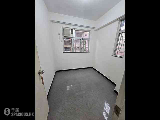 Kennedy Town - Luen Wai Apartment 03