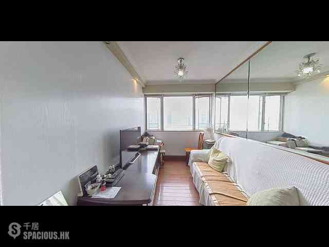 Wong Chuk Hang - Broadview Court Block 2 01