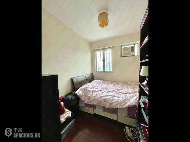 Wong Chuk Hang - Broadview Court Block 2 04