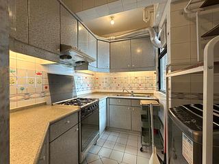 Tuen Mun - Aquamarine Garden Block 2 04