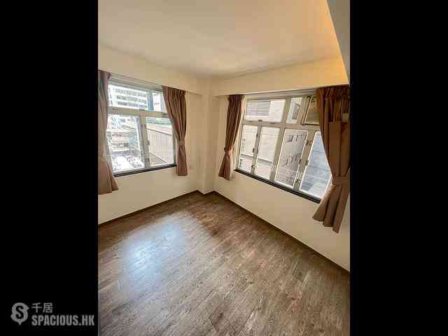 Wan Chai - Kam Fook Mansion 02