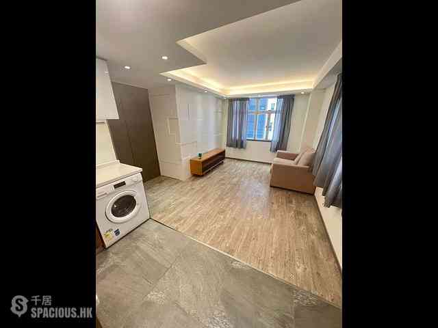 Wan Chai - Kam Fook Mansion 09