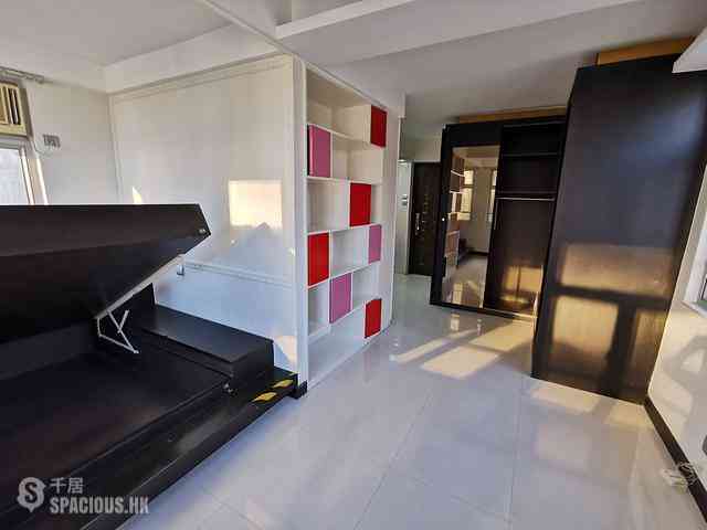 Wan Chai - Causeway Centre Block B 03