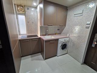 Wan Chai - Causeway Centre Block B 07