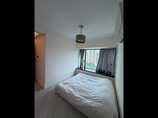 Tseung Kwan O - Tseung Kwan O Plaza Phase 2 Block 7 07