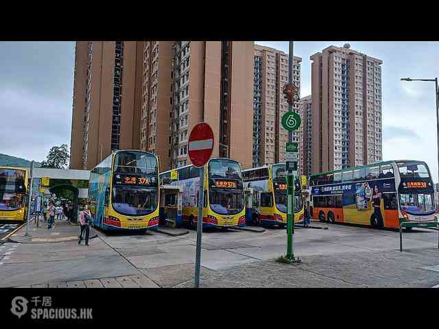 Pok Fu Lam - Pokfulam Gardens Block 6 04