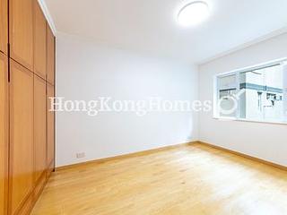 Pok Fu Lam - Baguio Villa Block 44 06