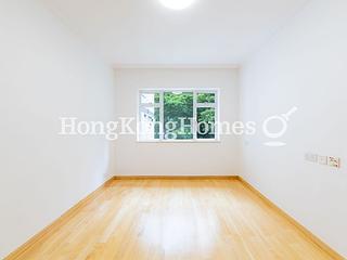 Pok Fu Lam - Baguio Villa Block 44 07