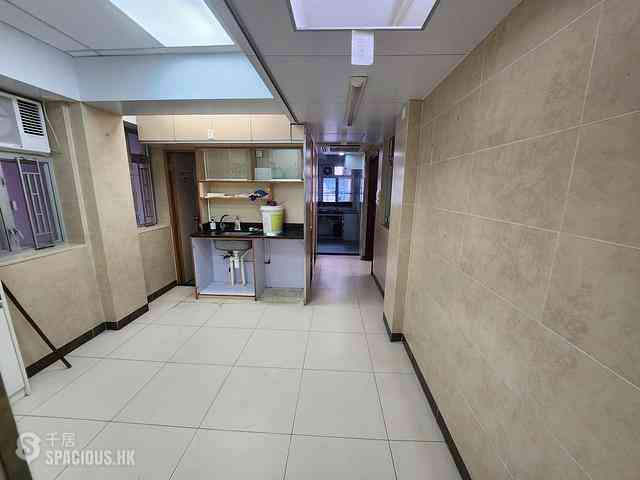 Sham Shui Po - Chak Kwan House 11