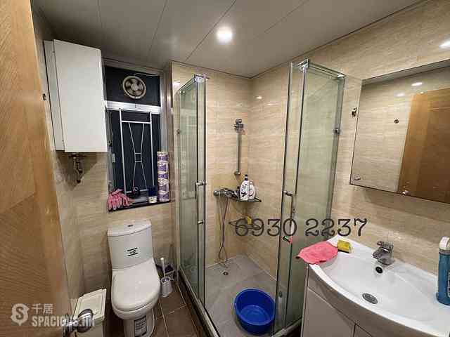 Sai Ying Pun - 33, Bonham Road 08