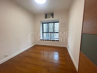 Mid Levels Central - Winsome Park 03