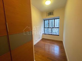 Mid Levels Central - Winsome Park 04