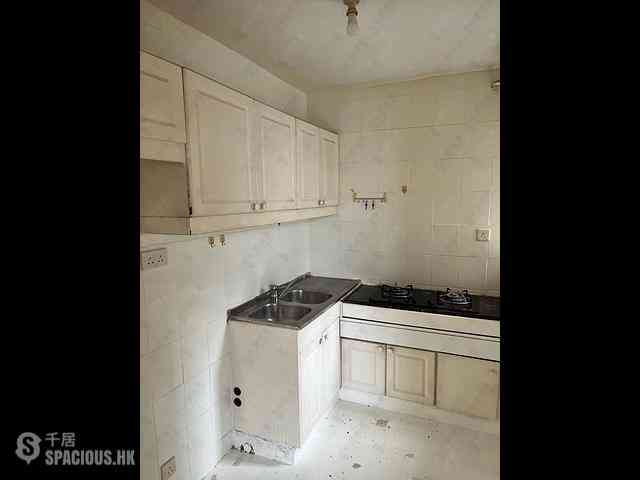 Ap Lei Chau - South Horizons Phase 4 The Oasis Grosvenor Court (Block 28) 11