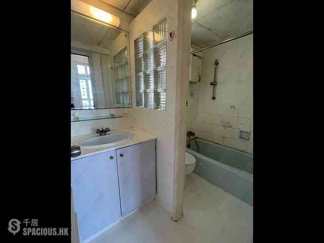 Ap Lei Chau - South Horizons Phase 4 The Oasis Grosvenor Court (Block 28) 14