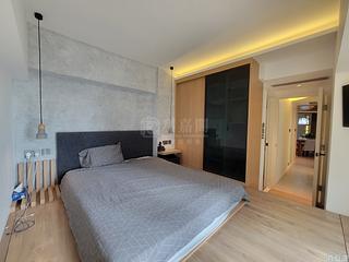 Tai Kok Tsui - Island Harbourview Block 7 11