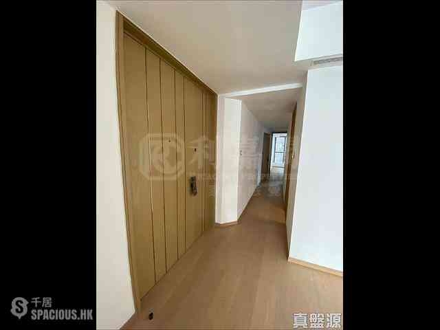 Fortress Hill - Harbour Glory Block 8 05