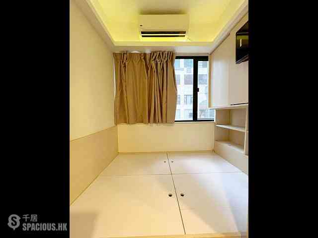 Causeway Bay - Tak Fai Building 05