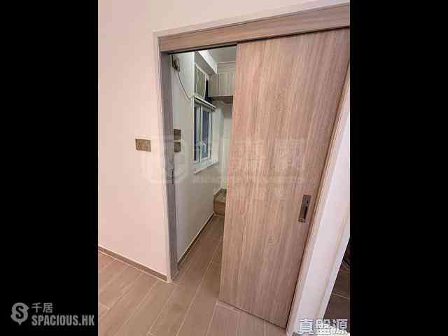 Quarry Bay - Tai Sing House 07