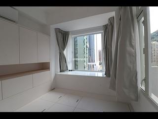 Wan Chai - Vincent Mansion 04