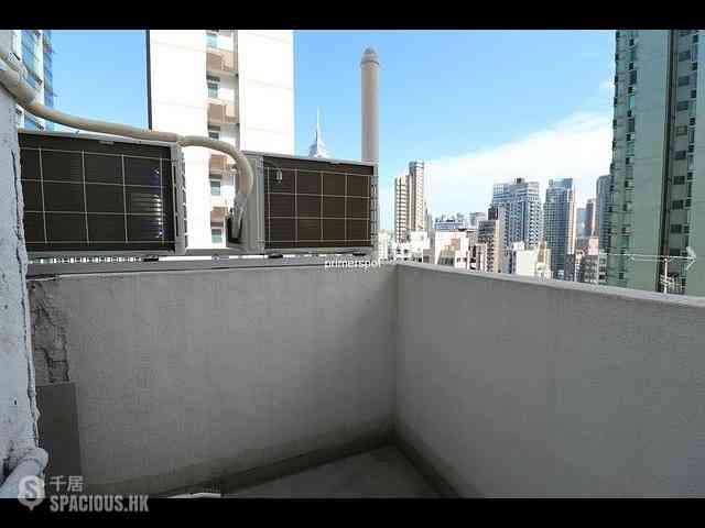 Wan Chai - Vincent Mansion 07