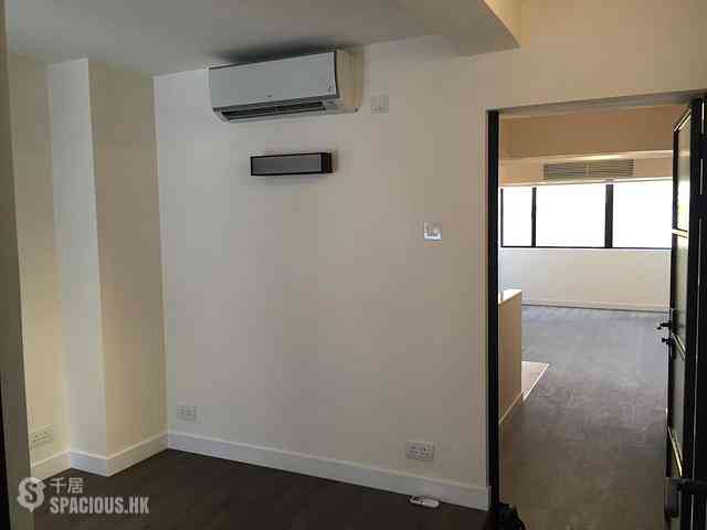 Sai Ying Pun - 345, Queen's Road West 07
