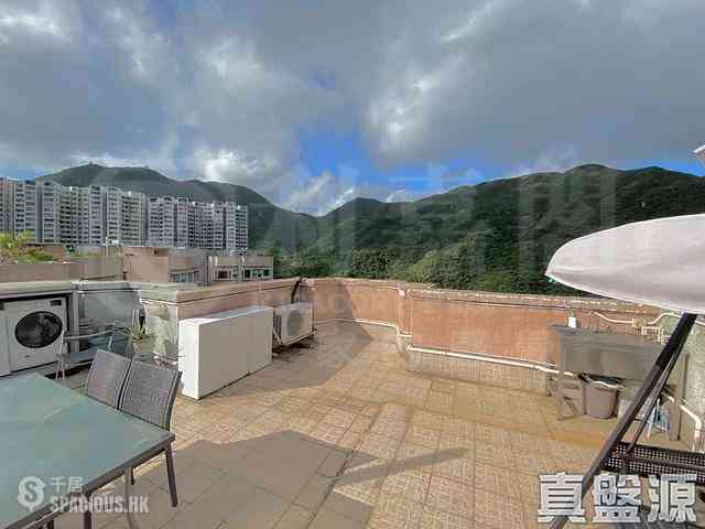 Quarry Bay - Mount Parker Lodge 05