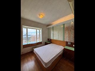 Sai Wan Ho - Les Saisons L Automne (Tower 3) 05