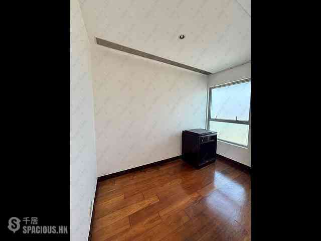 Tai Hang - The Legend Block 2 12