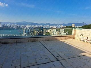 Tai Hang - The Legend Block 2 46