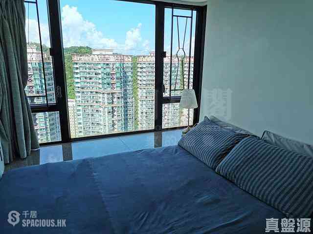 Tseung Kwan O - The Metro City Phase 3 The Metropolis 02