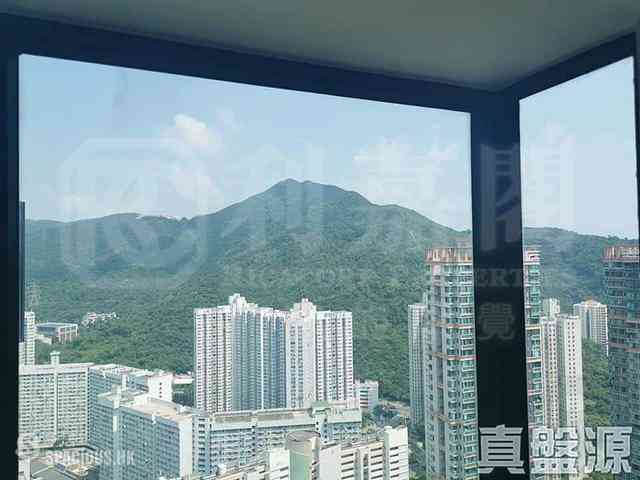 Tseung Kwan O - The Metro City Phase 3 The Metropolis 05