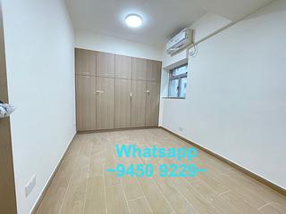 Sai Ying Pun - The Standard Chartered Bank Building 04