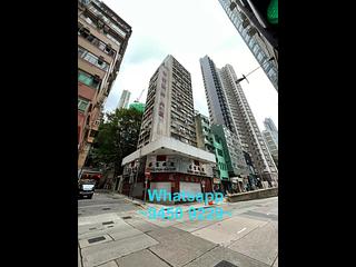 Sai Ying Pun - The Standard Chartered Bank Building 09